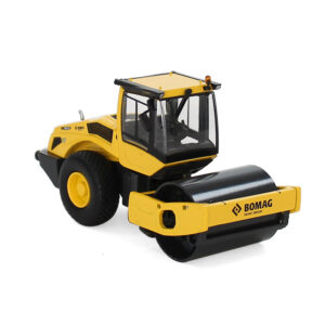 Model - Vibračný valec BW 213 D-5  - Bomag